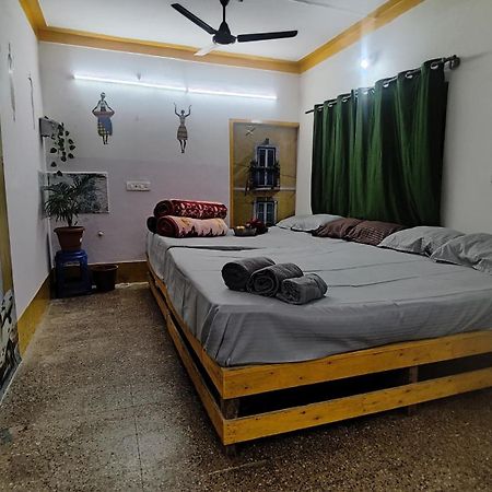 Adh Amilia Gardens Hotel Narasimharaja Puram Luaran gambar
