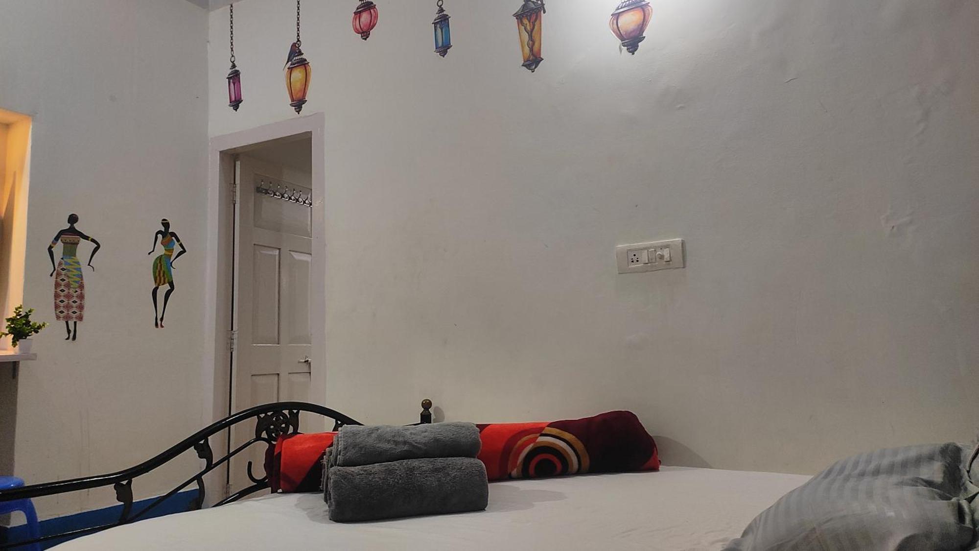 Adh Amilia Gardens Hotel Narasimharaja Puram Luaran gambar